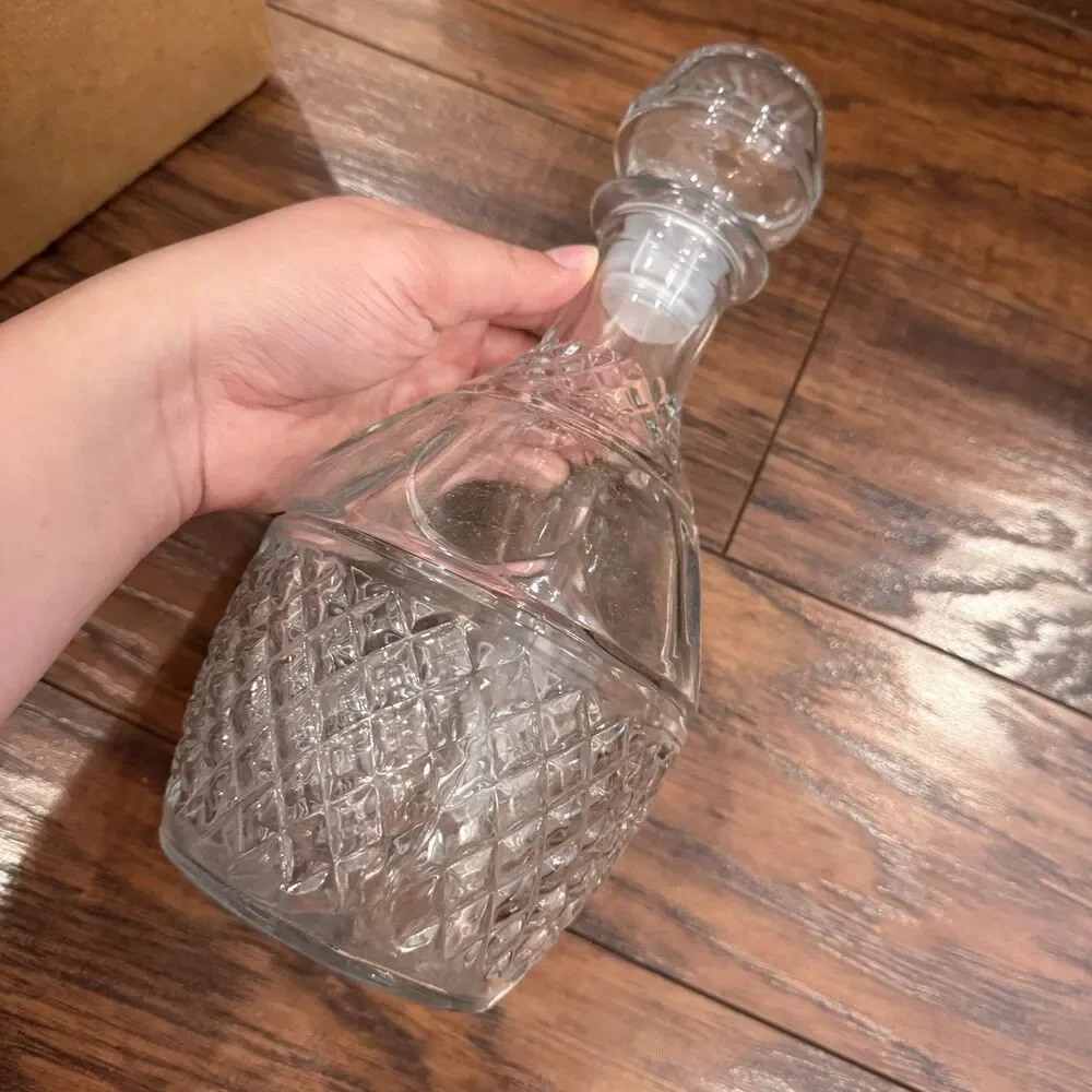 Princess House Wine Decanter 498 Bottle Diamond Cut Crystal in Box, crown, D8